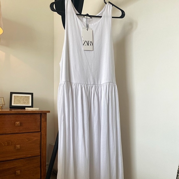 Zara White Cotton Dress - Picture 2 of 3